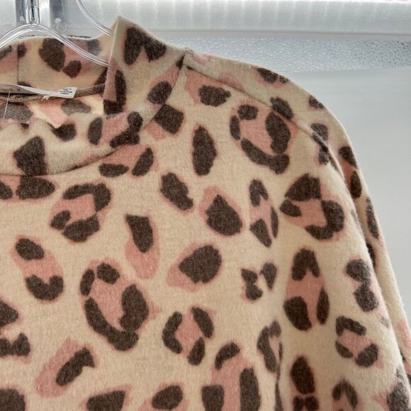 Lush Sweater Dress Womens Size Medium Cheetah Print Mock Neck Long Sleeve Soft - Picture 4 of 9